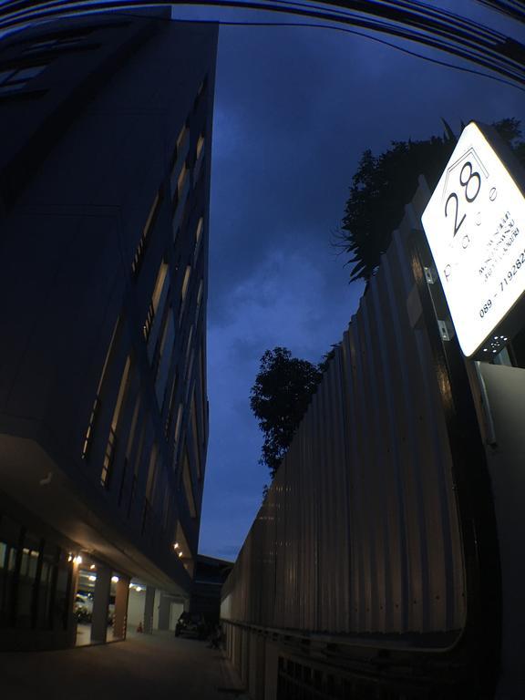 28 Place Bangkok Kültér fotó