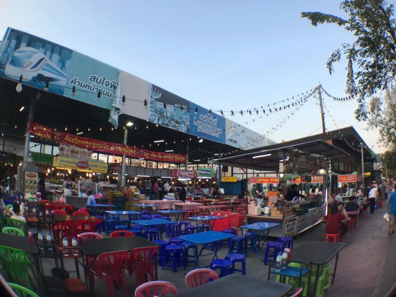 28 Place Bangkok Kültér fotó